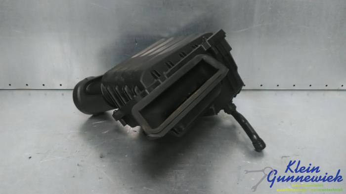 Begagnade Luftfilterhus Seat Ibiza Pris € 89,00 Marginaltabell erbjuds av Klein Gunnewiek Autodemontage & Motorentechniek