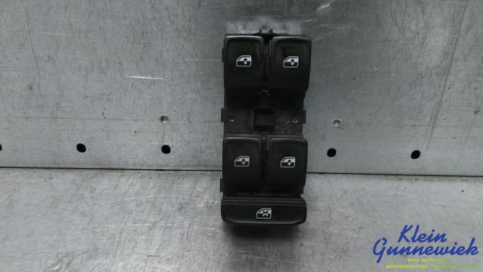 Usados Interruptor combinado de ventanillas Seat Ibiza Precio € 25,00 Norma de margen ofrecido por Klein Gunnewiek Autodemontage & Motorentechniek