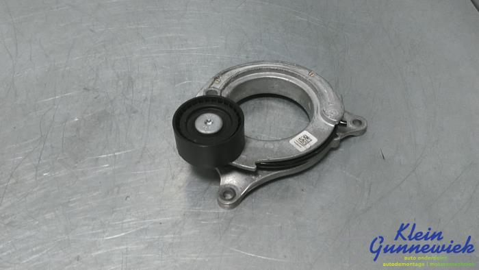 Usados Rodillo tensor correa múltiple BMW 5-Serie Precio € 36,00 Norma de margen ofrecido por Klein Gunnewiek Autodemontage & Motorentechniek