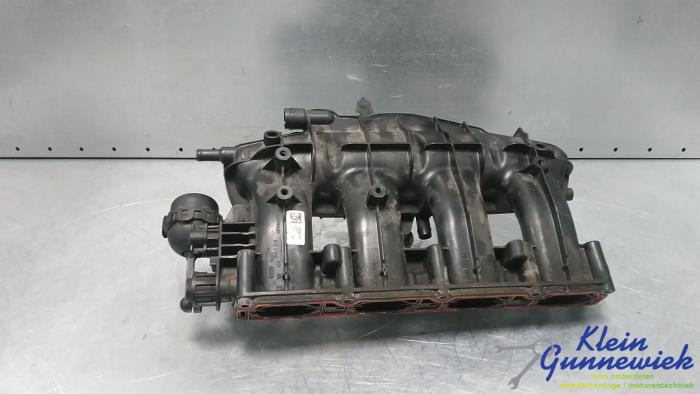 Używane Kolektor dolotowy Volkswagen Passat Cena € 101,00 Procedura marży oferowane przez Klein Gunnewiek Autodemontage & Motorentechniek