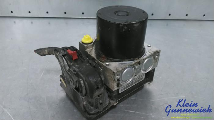 Begagnade ABS-pump Volkswagen Polo Pris € 77,00 Marginaltabell erbjuds av Klein Gunnewiek Autodemontage & Motorentechniek