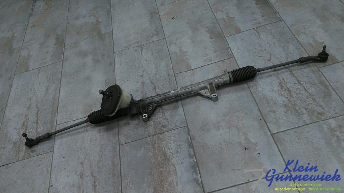 Begagnade Styrbox Renault Modus Pris € 50,00 Marginaltabell erbjuds av Klein Gunnewiek Autodemontage & Motorentechniek