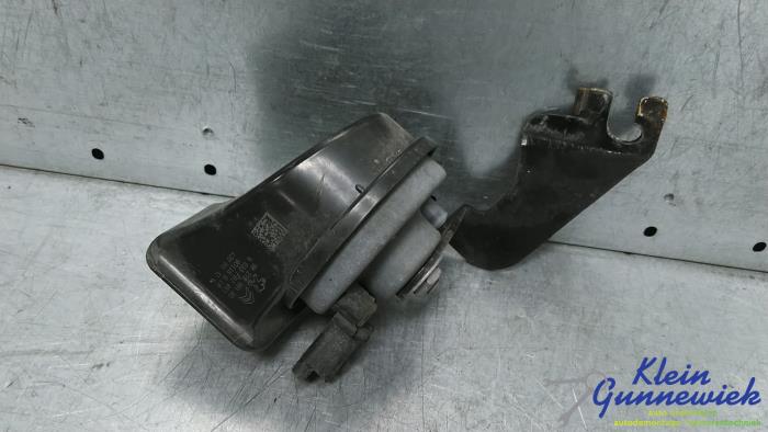 Używane Klakson Opel Combo Cena € 15,00 Procedura marży oferowane przez Klein Gunnewiek Autodemontage & Motorentechniek