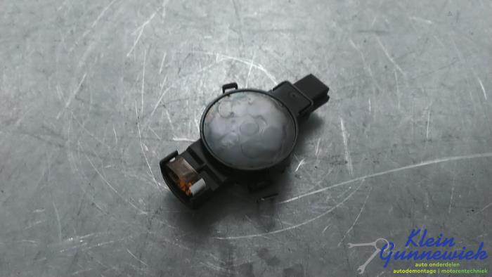 Begagnade Regnsensor BMW X3 Pris € 48,00 Marginaltabell erbjuds av Klein Gunnewiek Autodemontage & Motorentechniek