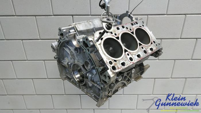 Used Engine crankcase Porsche Macan Price € 1.250,00 Margin scheme offered by Klein Gunnewiek Autodemontage & Motorentechniek
