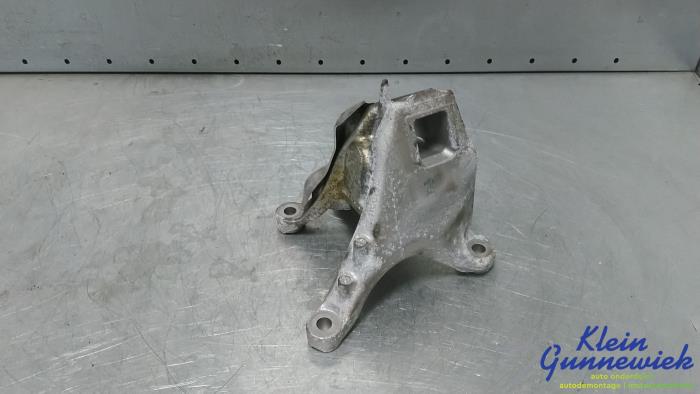 Used Engine mount BMW 3-Serie Price € 35,00 Margin scheme offered by Klein Gunnewiek Autodemontage & Motorentechniek
