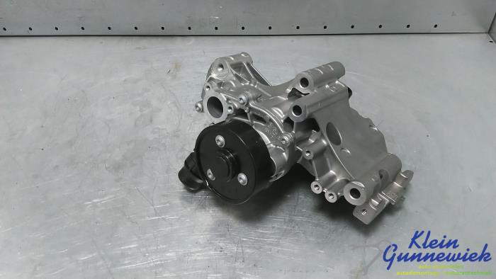 Usagé Support dynamo bas BMW 4-Série Prix € 60,00 Règlement à la marge proposé par Klein Gunnewiek Autodemontage & Motorentechniek