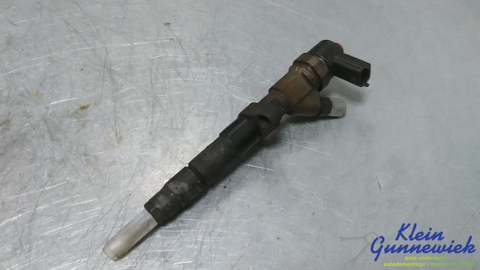 Usagé Injecteurs Opel Vivaro Prix € 85,00 Règlement à la marge proposé par Klein Gunnewiek Autodemontage & Motorentechniek