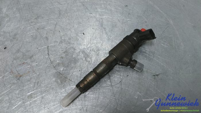 Usagé Injecteurs Citroen Berlingo Prix € 57,00 Règlement à la marge proposé par Klein Gunnewiek Autodemontage & Motorentechniek