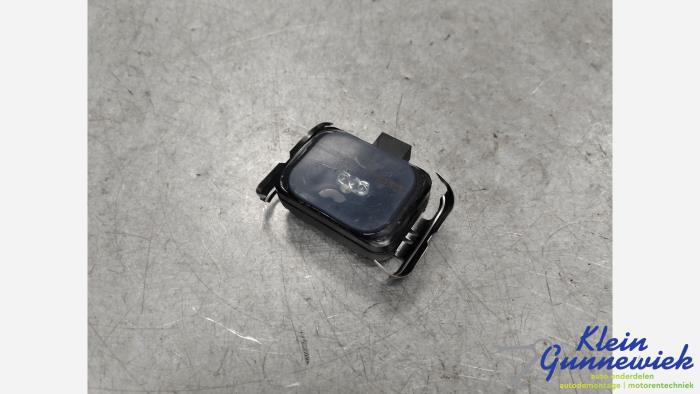 Begagnade Regnsensor Ford Fiesta Pris € 30,00 Marginaltabell erbjuds av Klein Gunnewiek Autodemontage & Motorentechniek