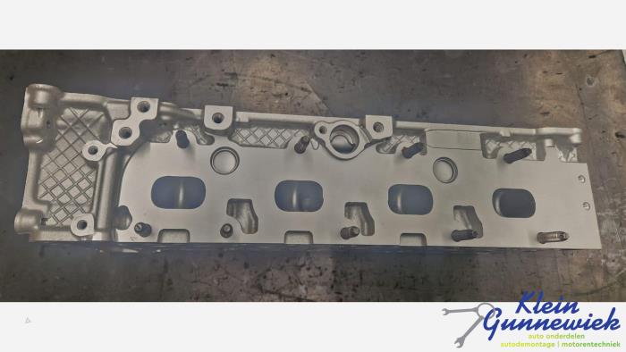 Révisé Culasse Mercedes E-Klasse Prix € 877,25 Prix TTC proposé par Klein Gunnewiek Autodemontage & Motorentechniek