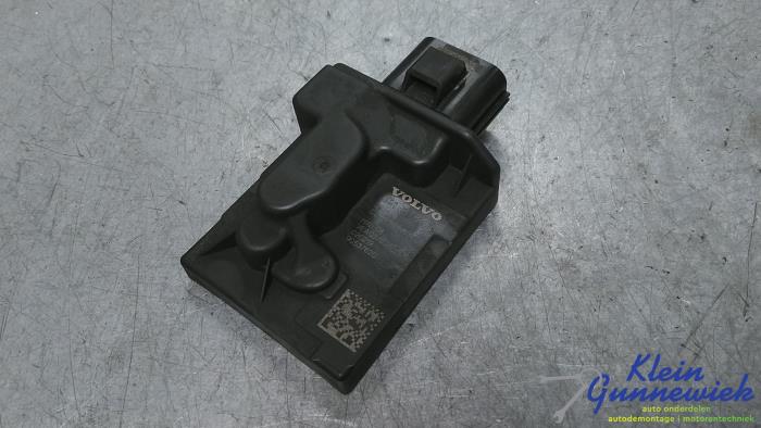 Usagé Module pompe carburant Volvo XC60 Prix € 47,00 Règlement à la marge proposé par Klein Gunnewiek Autodemontage & Motorentechniek