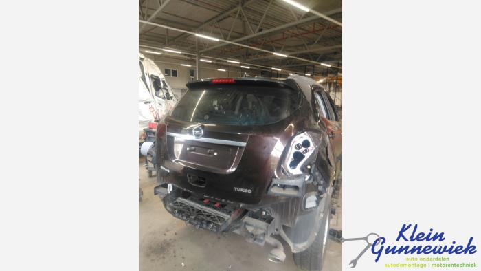 Begagnade Baklucka Opel Mokka Pris € 175,00 Marginaltabell erbjuds av Klein Gunnewiek Autodemontage & Motorentechniek
