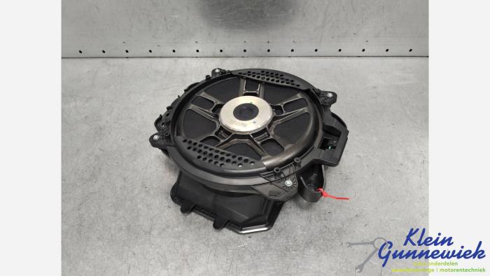 Używane Glosnik BMW X5 Cena € 345,00 Procedura marży oferowane przez Klein Gunnewiek Autodemontage & Motorentechniek