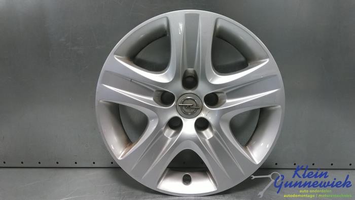 Używane Kolpak Opel Astra Cena € 20,00 Procedura marży oferowane przez Klein Gunnewiek Autodemontage & Motorentechniek