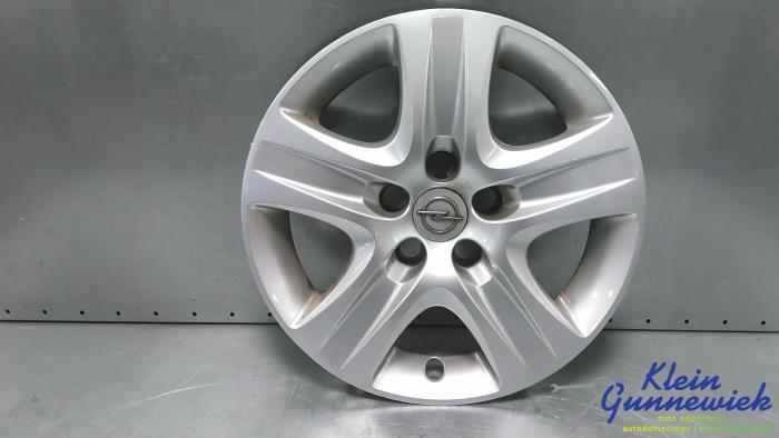Używane Kolpak Opel Astra Cena € 20,00 Procedura marży oferowane przez Klein Gunnewiek Autodemontage & Motorentechniek