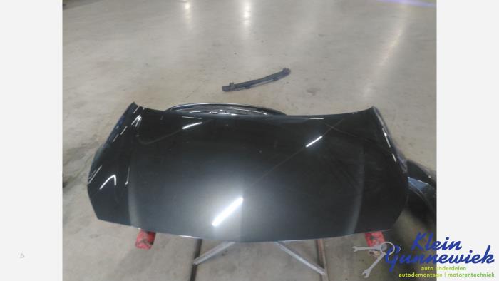 Używane Maska Opel Corsa Cena € 269,00 Procedura marży oferowane przez Klein Gunnewiek Autodemontage & Motorentechniek
