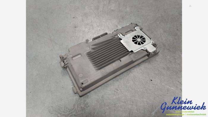 Begagnade Kontrollenhet, multimedia BMW M3 Pris € 275,00 Marginaltabell erbjuds av Klein Gunnewiek Autodemontage & Motorentechniek