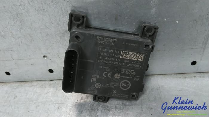 Używane Czujnik tempomatu Cupra Formentor Cena € 343,00 Procedura marży oferowane przez Klein Gunnewiek Autodemontage & Motorentechniek