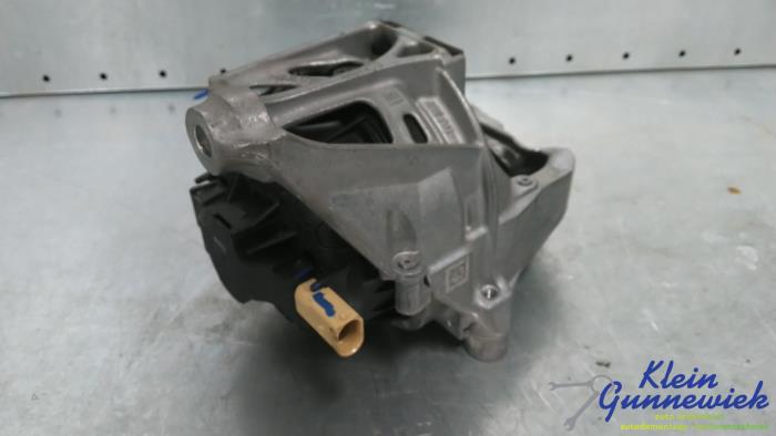 Used Engine mount Audi Q7 Price € 39,00 Margin scheme offered by Klein Gunnewiek Autodemontage & Motorentechniek