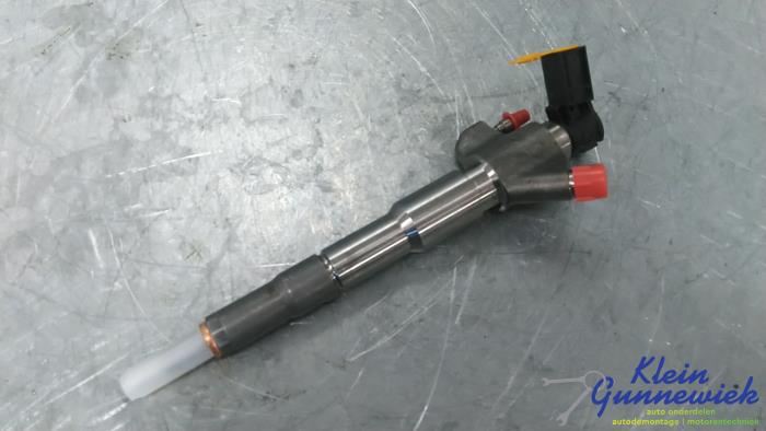 Usagé Injecteurs Renault Master Prix € 265,00 Règlement à la marge proposé par Klein Gunnewiek Autodemontage & Motorentechniek