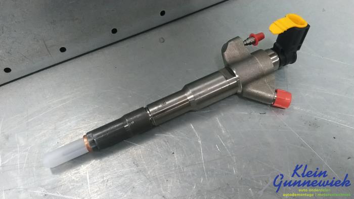 Usagé Injecteurs Renault Master Prix € 265,00 Règlement à la marge proposé par Klein Gunnewiek Autodemontage & Motorentechniek
