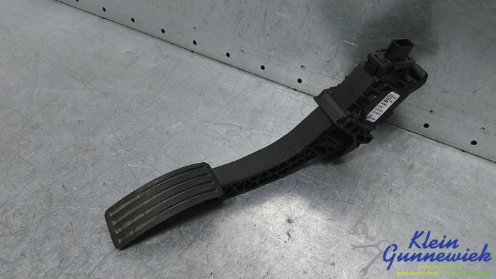 Begagnade Gaspedalsensor Volvo XC40 Pris € 75,00 Marginaltabell erbjuds av Klein Gunnewiek Autodemontage & Motorentechniek