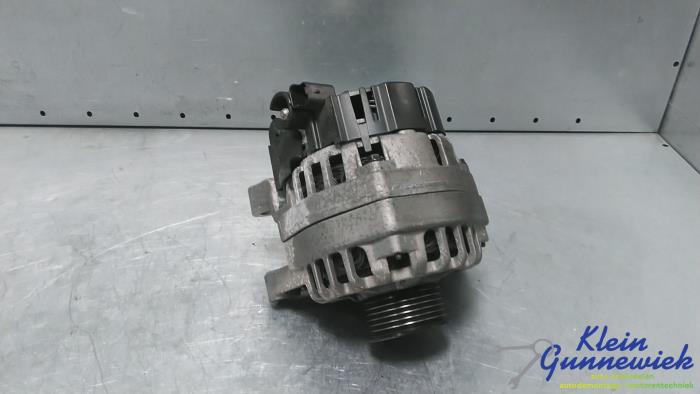 Dynamo van een Peugeot 206 2005