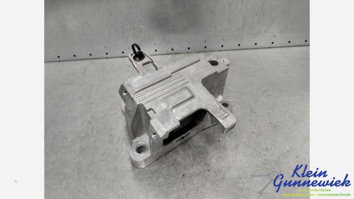 Used Engine mount Volvo XC40 Price € 50,00 Margin scheme offered by Klein Gunnewiek Autodemontage & Motorentechniek