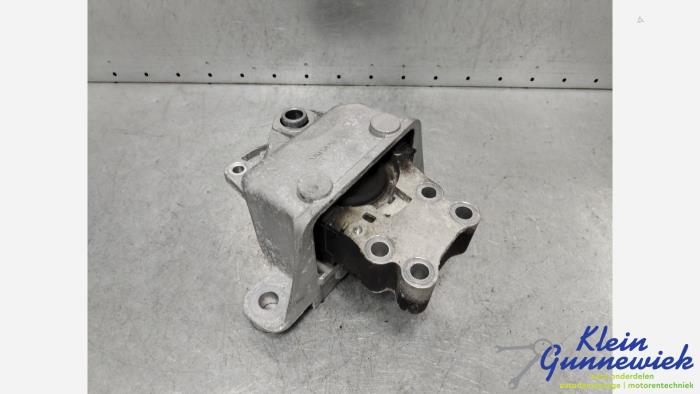 Used Engine mount Volvo XC40 Price € 75,00 Margin scheme offered by Klein Gunnewiek Autodemontage & Motorentechniek