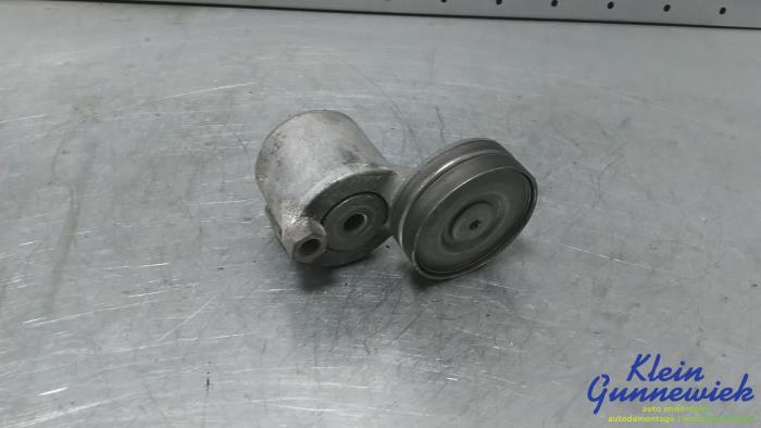 Usados Rodillo tensor correa múltiple Audi RS3 Precio € 40,00 Norma de margen ofrecido por Klein Gunnewiek Autodemontage & Motorentechniek