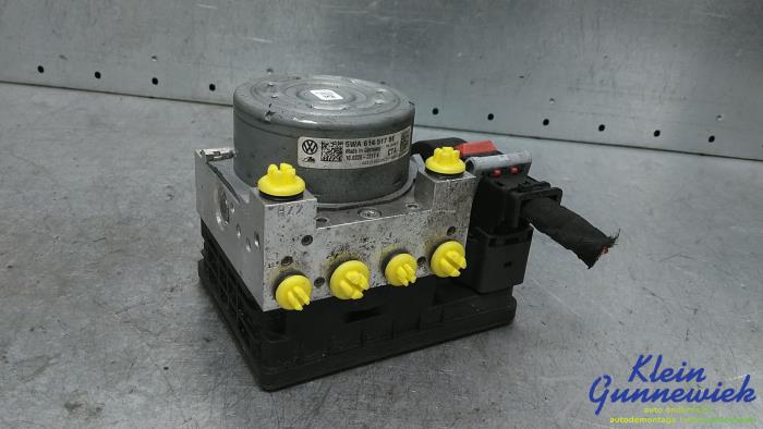 Begagnade ABS-pump Cupra Formentor Pris € 184,00 Marginaltabell erbjuds av Klein Gunnewiek Autodemontage & Motorentechniek