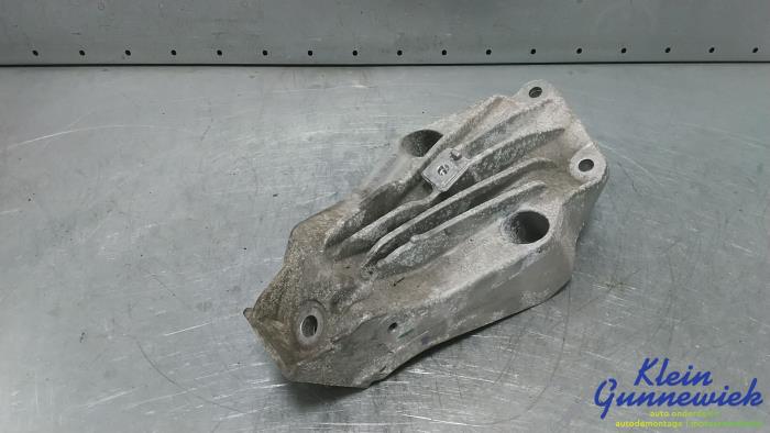 Used Engine mount BMW X5 Price € 40,00 Margin scheme offered by Klein Gunnewiek Autodemontage & Motorentechniek