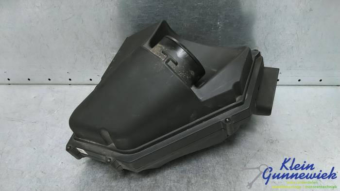 Begagnade Luftfilterhus BMW M3 Pris € 90,00 Marginaltabell erbjuds av Klein Gunnewiek Autodemontage & Motorentechniek