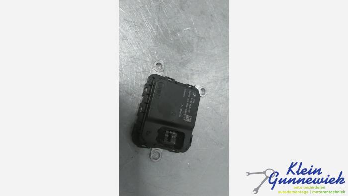 Usagé Ordinateur divers BMW X5 Prix € 91,00 Règlement à la marge proposé par Klein Gunnewiek Autodemontage & Motorentechniek