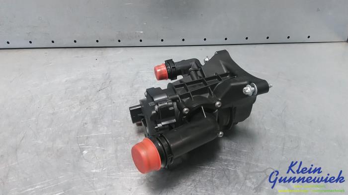 Begagnade Termostathus BMW X5 Pris € 114,00 Marginaltabell erbjuds av Klein Gunnewiek Autodemontage & Motorentechniek