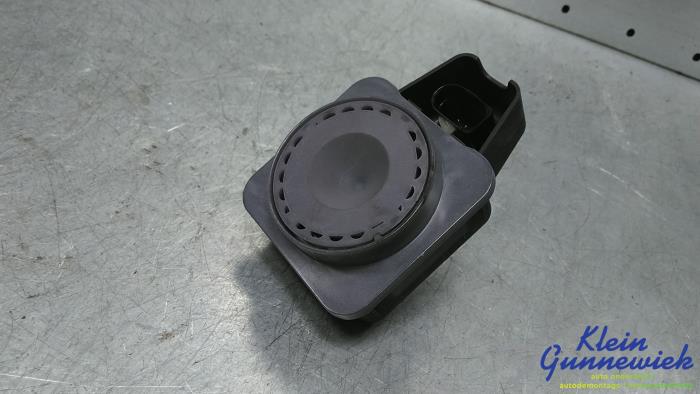 Używane Klakson Volkswagen Multivan T7 Cena € 85,00 Procedura marży oferowane przez Klein Gunnewiek Autodemontage & Motorentechniek