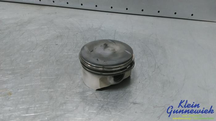 Usados Pistón Audi RS7 Precio € 95,00 Norma de margen ofrecido por Klein Gunnewiek Autodemontage & Motorentechniek