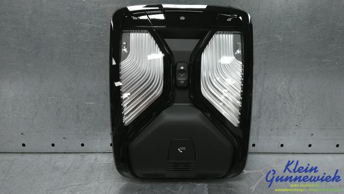Begagnade Innerbelysning, fram BMW 4-Serie Pris € 195,00 Marginaltabell erbjuds av Klein Gunnewiek Autodemontage & Motorentechniek