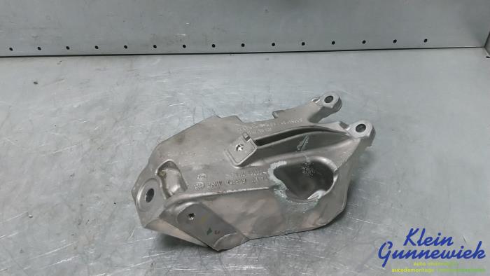 Used Engine mount BMW 4-Serie Price € 35,00 Margin scheme offered by Klein Gunnewiek Autodemontage & Motorentechniek