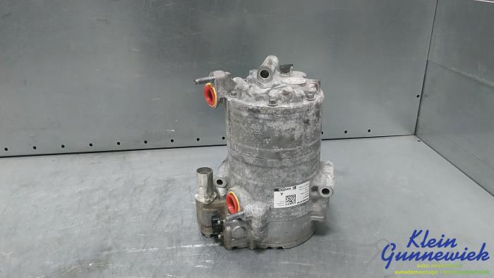 Usagé Pompe clim Volvo XC40 Prix € 440,00 Règlement à la marge proposé par Klein Gunnewiek Autodemontage & Motorentechniek