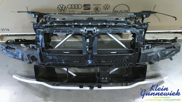 Używane Panel przedni BMW 4-Serie Cena € 759,00 Procedura marży oferowane przez Klein Gunnewiek Autodemontage & Motorentechniek