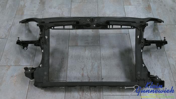 Begagnade Front Audi A3 Pris € 75,00 Marginaltabell erbjuds av Klein Gunnewiek Autodemontage & Motorentechniek