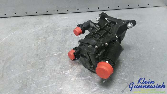 Begagnade Termostathus BMW X5 Pris € 114,00 Marginaltabell erbjuds av Klein Gunnewiek Autodemontage & Motorentechniek