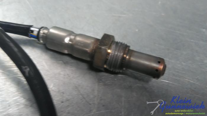 Lambda probe from a Volkswagen Multivan T7 2025
