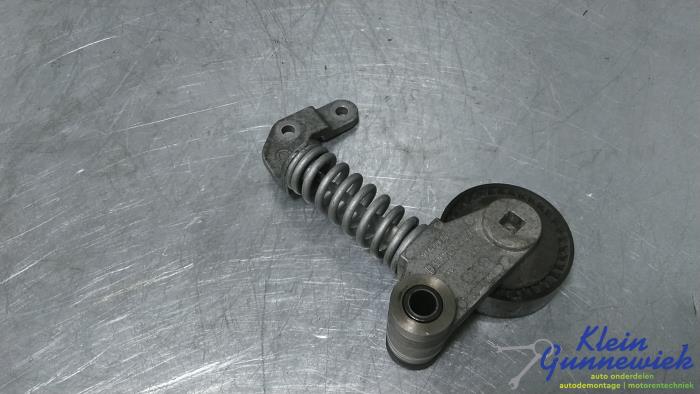 Usados Rodillo tensor correa múltiple Audi RS7 Precio € 45,00 Norma de margen ofrecido por Klein Gunnewiek Autodemontage & Motorentechniek