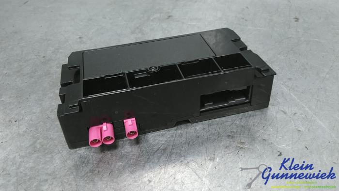 Usagé Ordinateur divers Volkswagen Multivan T7 Prix € 195,00 Règlement à la marge proposé par Klein Gunnewiek Autodemontage & Motorentechniek