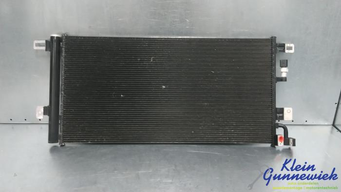 Usagé Condenseur de climatisation Audi A4 Prix € 178,00 Règlement à la marge proposé par Klein Gunnewiek Autodemontage & Motorentechniek