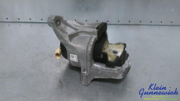 Used Engine mount Audi A4 Price € 78,00 Margin scheme offered by Klein Gunnewiek Autodemontage & Motorentechniek