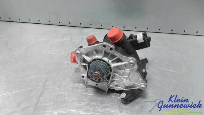 Pompe à eau d'un Audi A4 2016